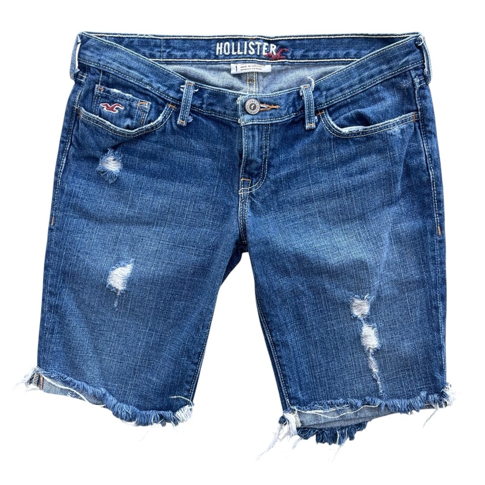 Hollister Juniors Sz 1 Med Wash Denim Low Rise Y2K Cuffed Hem Bermuda Jean Short